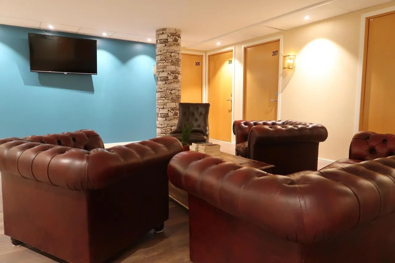 Room In Bb - Best Location In Sodermalm Stockholm, Cozy Guest Room Single Bed 10M 2 0*, Stockholm Schweden