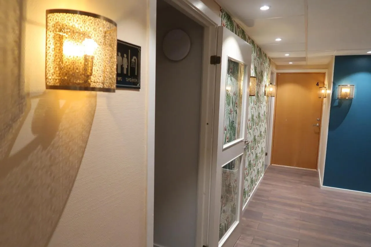 בית הארחה Room In Bb - Best Location In Sodermalm Stockholm, Cozy Guest Room Single Bed 10M 2 שבדיה