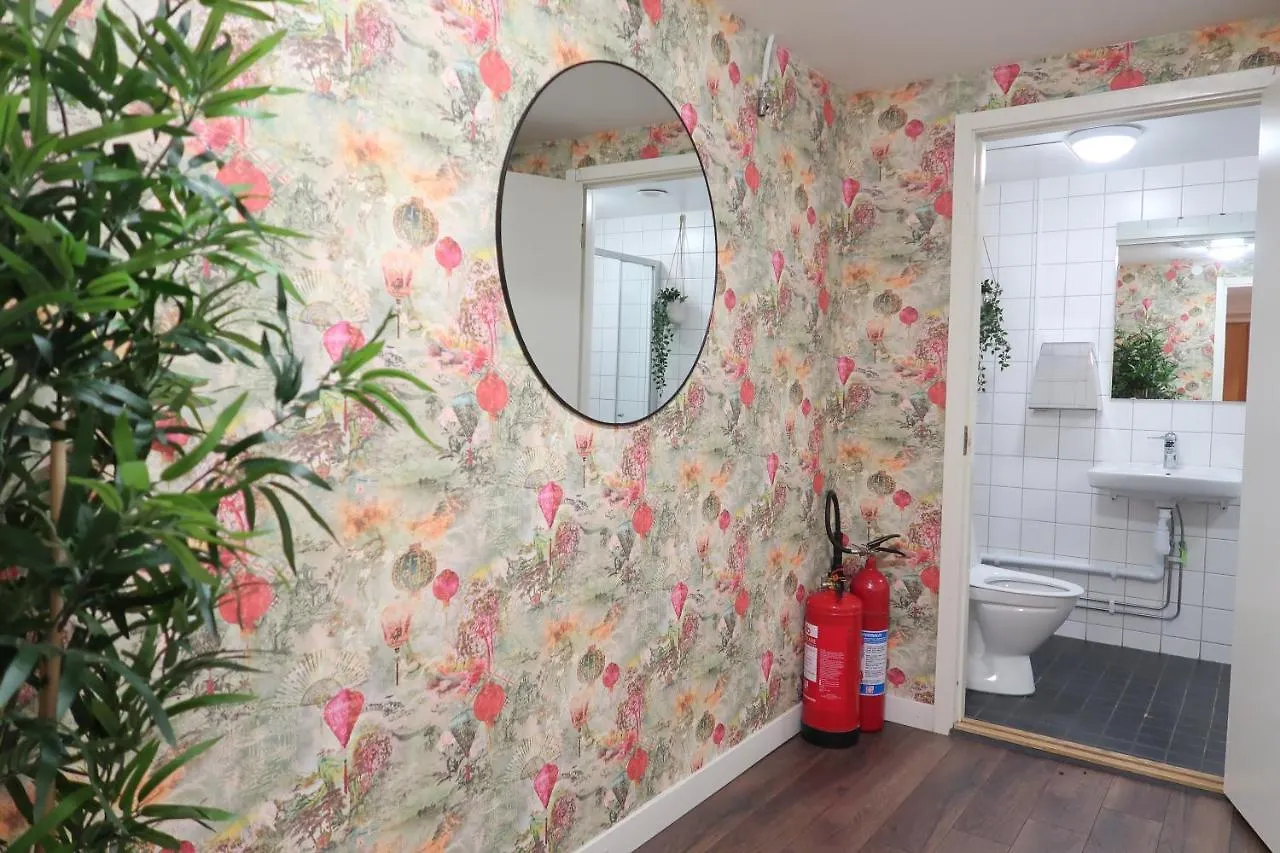 Room In Bb - Best Location In Sodermalm Stockholm, Cozy Guest Room Single Bed 10M 2 0*, ستوكهولم السويد